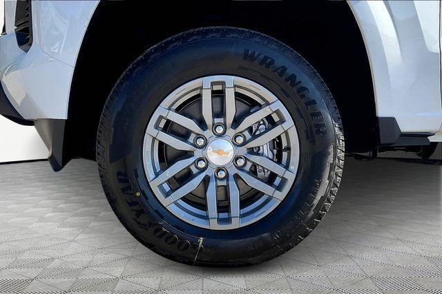 Photo of 2026 Summit White Chevrolet Colorado