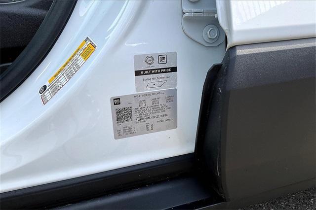 Photo of 2023 Summit White GMC Acadia