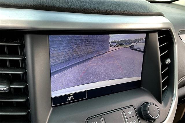 Photo of 2023 Summit White GMC Acadia