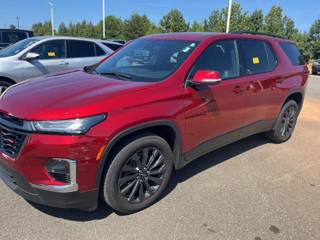 Photo of 2023 Red Chevrolet Traverse