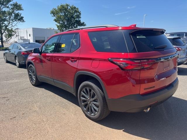 Photo of 2023 Red Chevrolet Traverse