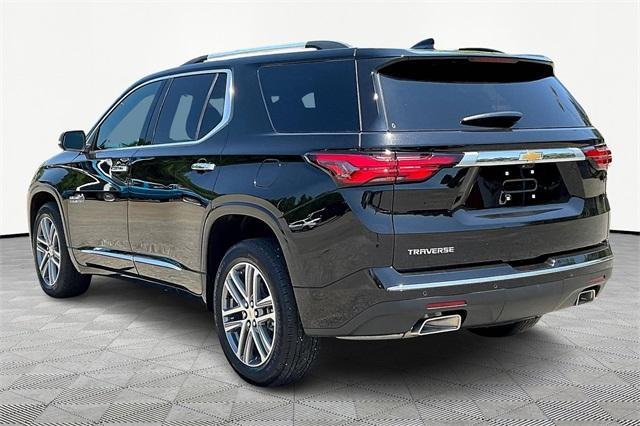 Photo of 2023 Mosaic Black Metallic Chevrolet Traverse