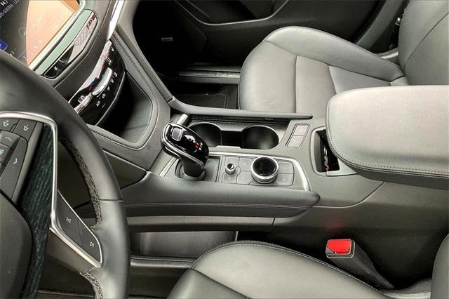 Photo of 2025 Midnight Black Cadillac XT5