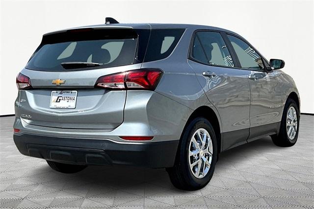 Photo of 2023 Sterling Gray Metallic Chevrolet Equinox