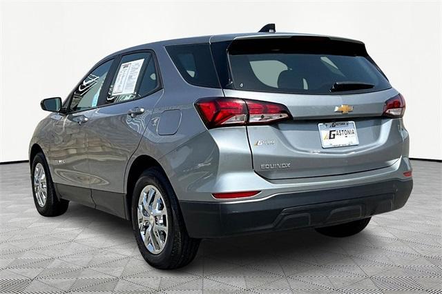 Photo of 2023 Sterling Gray Metallic Chevrolet Equinox