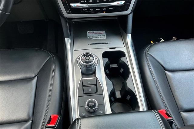 Photo of 2023 Silver Metallic Ford Explorer