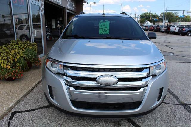 Photo of 2013 Silver Ford Edge