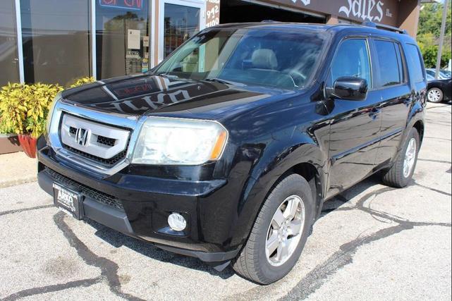 Photo of 2011 Black Honda Pilot