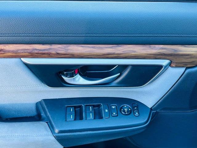 Photo of 2022 Silver Honda CR-V