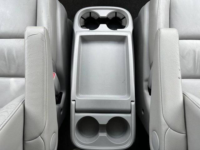 Photo of 2012 Silver Honda Odyssey