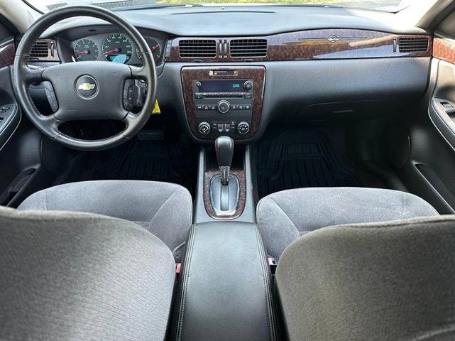 Photo of 2012 White Chevrolet Impala
