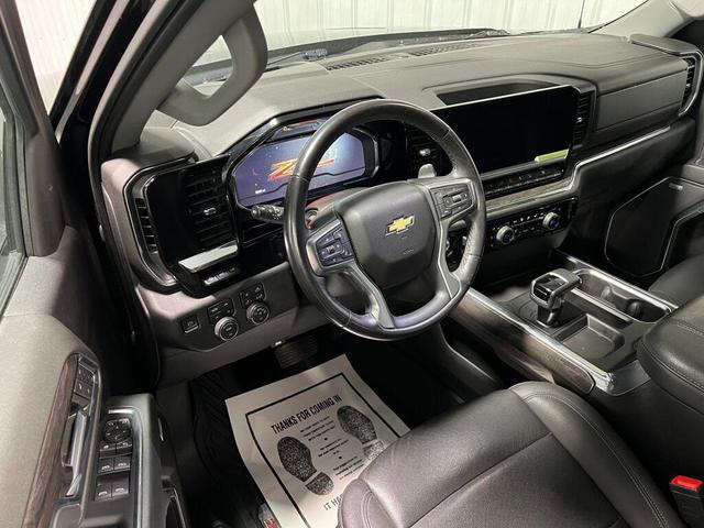 Photo of 2023 Black Chevrolet Silverado 1500