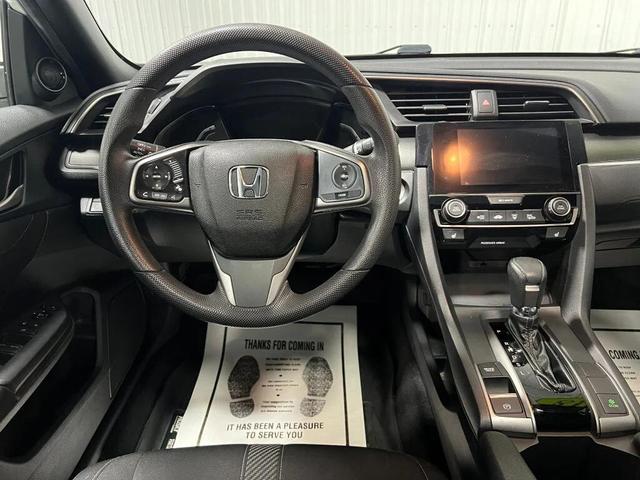 Photo of 2018 White Honda Civic