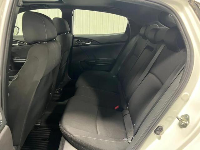 Photo of 2018 White Honda Civic