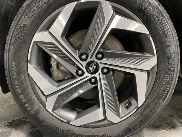 Photo of 2022 Shimmering Silver Hyundai TUCSON