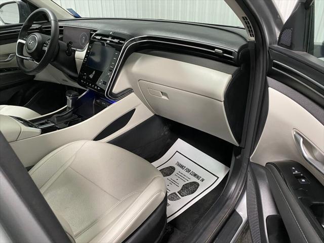 Photo of 2022 Shimmering Silver Hyundai TUCSON