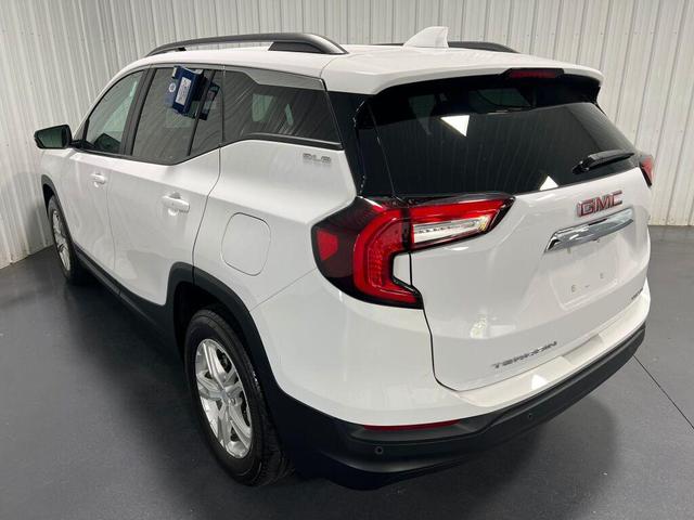 Photo of 2023 Summit White GMC Terrain
