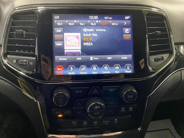 Photo of 2019 Red Jeep Grand Cherokee
