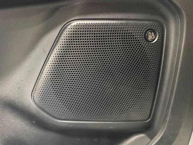 Photo of 2020 Star White Metallic Tri-Coat Ford Escape