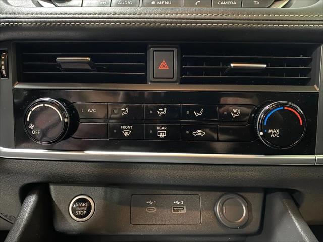 Photo of 2021 Super Black Nissan Rogue