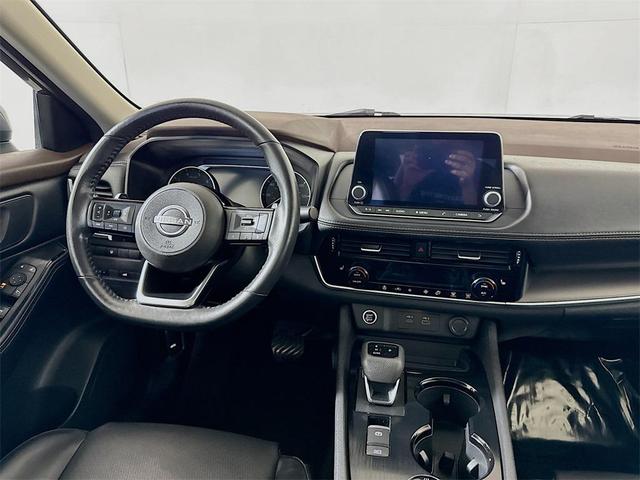 Photo of 2022 Gun Metallic Nissan Rogue