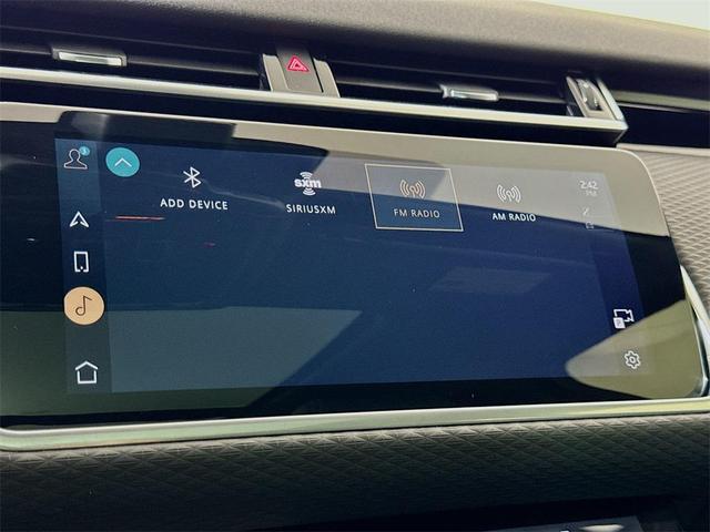 Photo of 2023 White Land Rover Range Rover Velar
