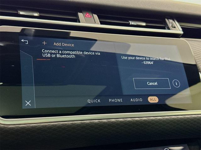 Photo of 2023 White Land Rover Range Rover Velar