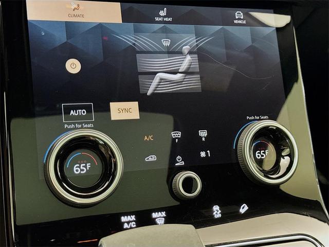 Photo of 2023 White Land Rover Range Rover Velar