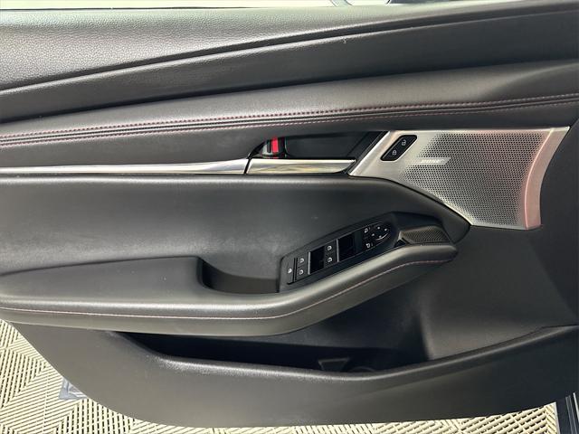Photo of 2023 Polymetal Gray Metallic Mazda Mazda3