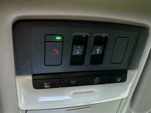 Photo of 2023 Alloy Silver Metallic Mitsubishi Outlander PHEV