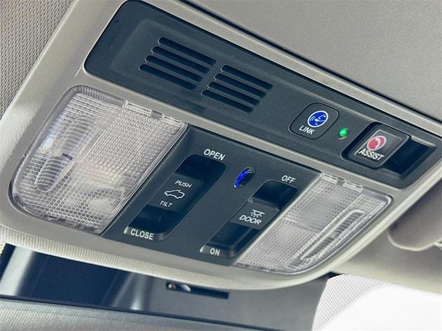 Photo of 2022 Blue Honda Pilot