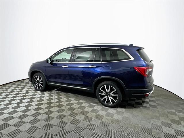 Photo of 2022 Blue Honda Pilot