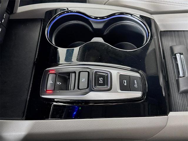 Photo of 2022 Blue Honda Pilot