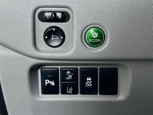 Photo of 2022 Blue Honda Pilot