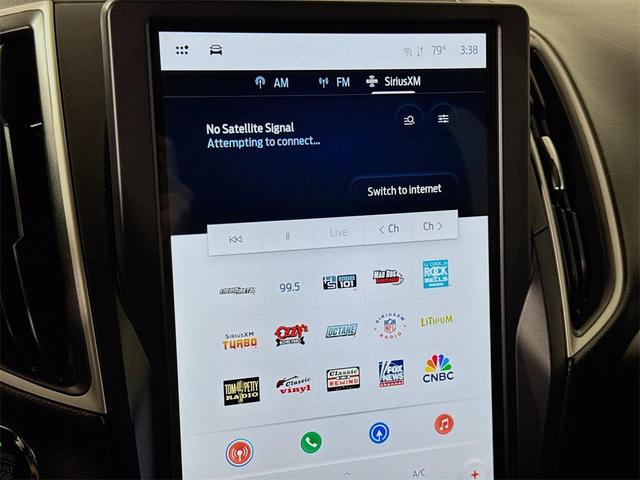 Photo of 2023 Gray Metallic Ford Edge