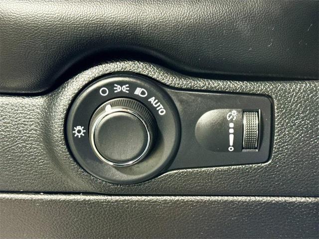 Photo of 2024 White Knuckle Clearcoat Dodge Durango