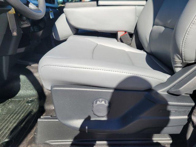 Photo of 2026 Oxford White Ford F-250