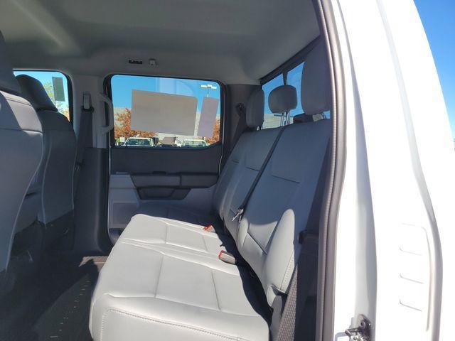 Photo of 2026 Oxford White Ford F-250