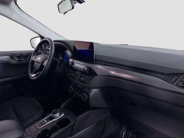 Photo of 2024 Gray Metallic Ford Escape