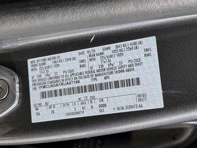 Photo of 2024 Gray Metallic Ford Escape