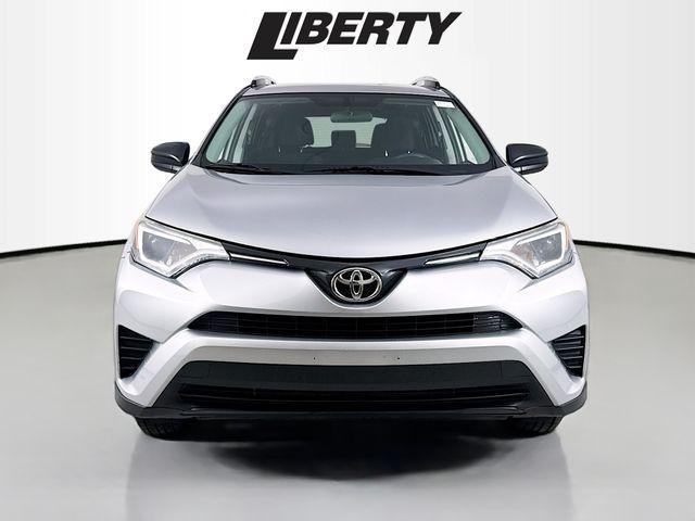 Photo of 2016 Silver Toyota RAV4