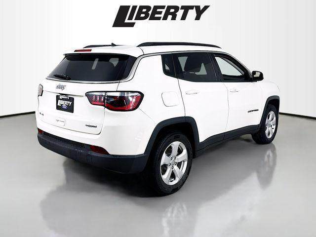 Photo of 2018 White Clearcoat Jeep Compass