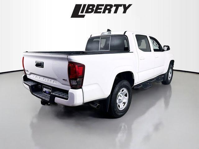 Photo of 2022 White Toyota Tacoma