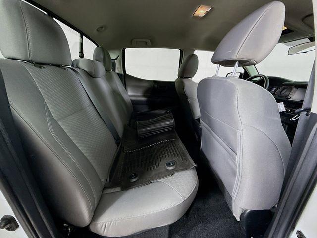 Photo of 2022 White Toyota Tacoma