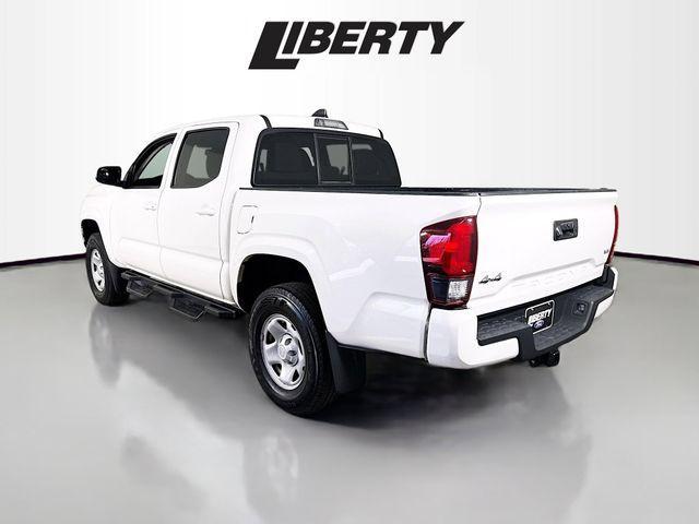 Photo of 2022 White Toyota Tacoma
