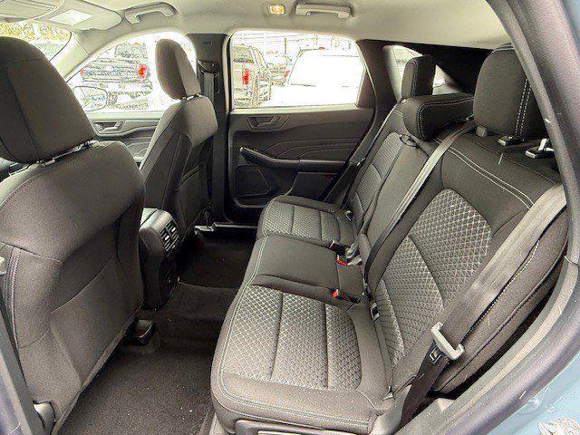Photo of 2025 Vapor Blue Ford Escape