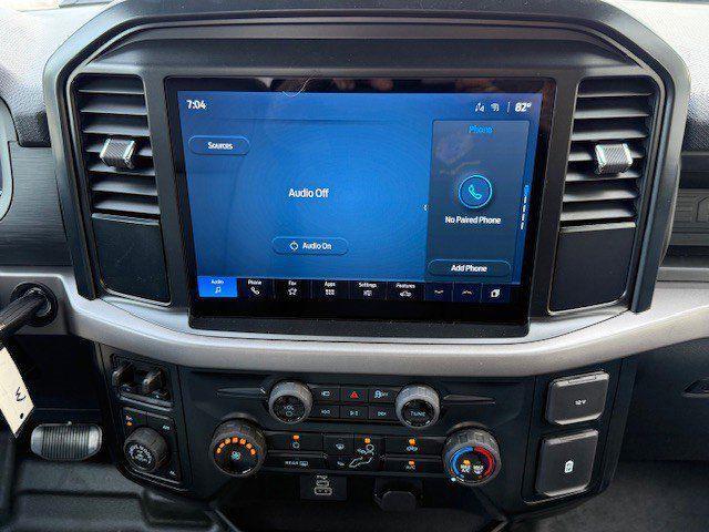 Photo of 2025 Oxford White Ford F-150