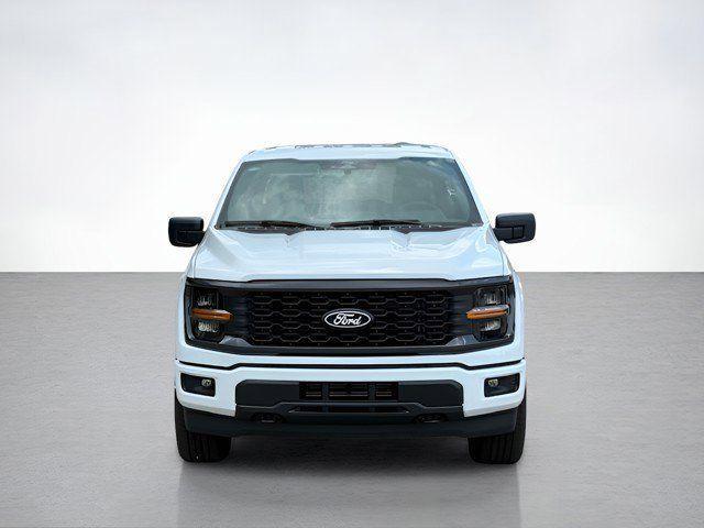 Photo of 2025 Oxford White Ford F-150