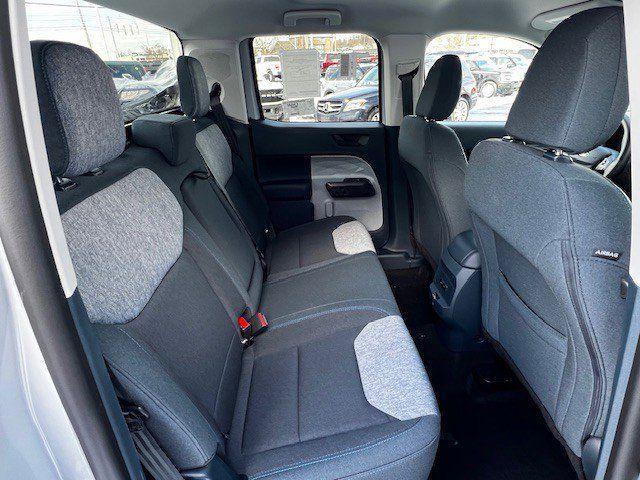 Photo of 2025 White Ford Maverick