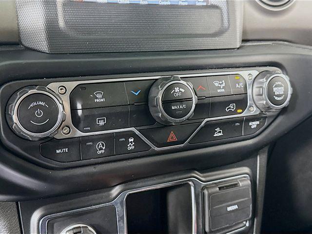 Photo of 2022 Sting Gray Clearcoat Jeep Wrangler Unlimited